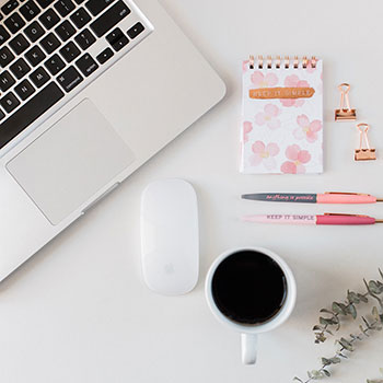 bl肉肉漫画彩色漫画,彩色世界中的奇幻冒险之旅